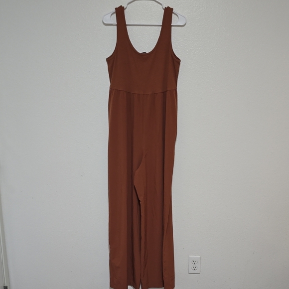 Women's Navy and Brown Jumpsuit - Picture 8 of 11